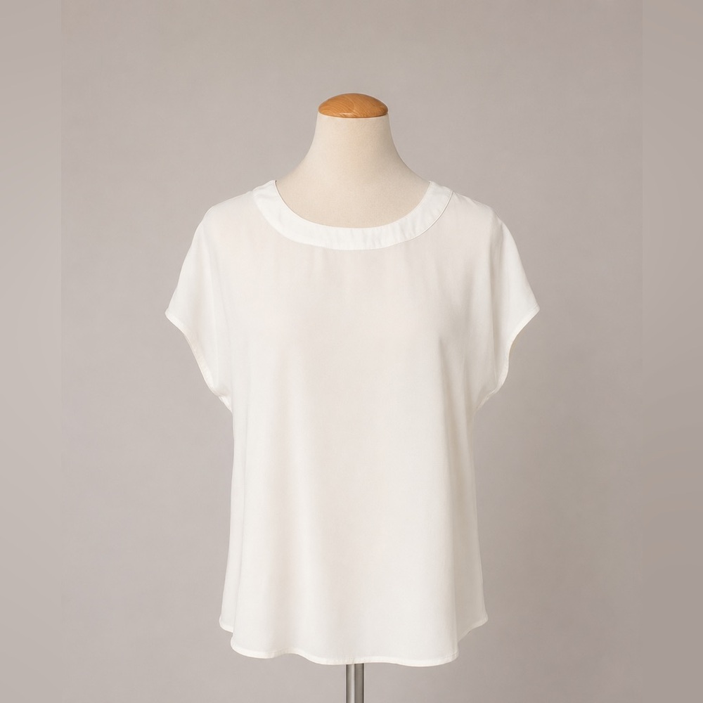 BANANA REPUBLIC - Ivory Minimalist Blouse | Effortless Draped Fit - Picture 2 of 9